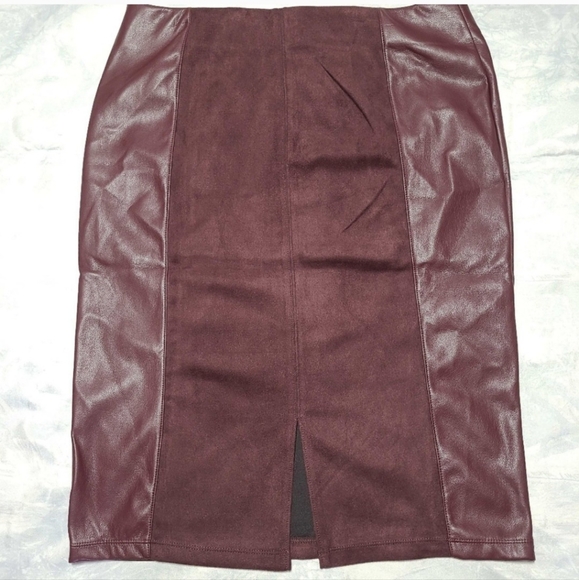 Brown Women's Skirt - Picture 2 of 7